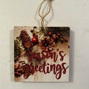 Season's Greetings Holiday Wall Decor
